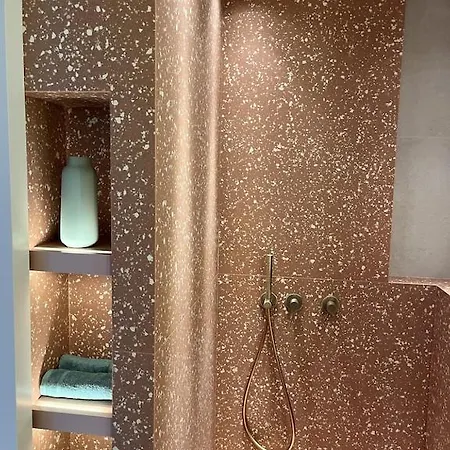 Luxurious On The アパート
