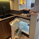 아파트 Luxurious On The